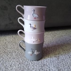 4 Stacking Duck Coffee Mugs